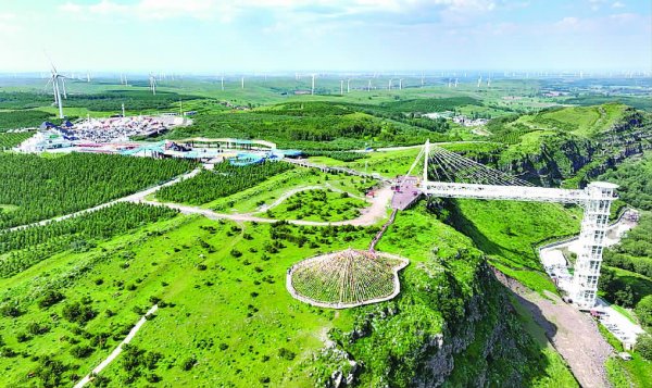 汇操盘 草原天路入编全国避暑旅游路线